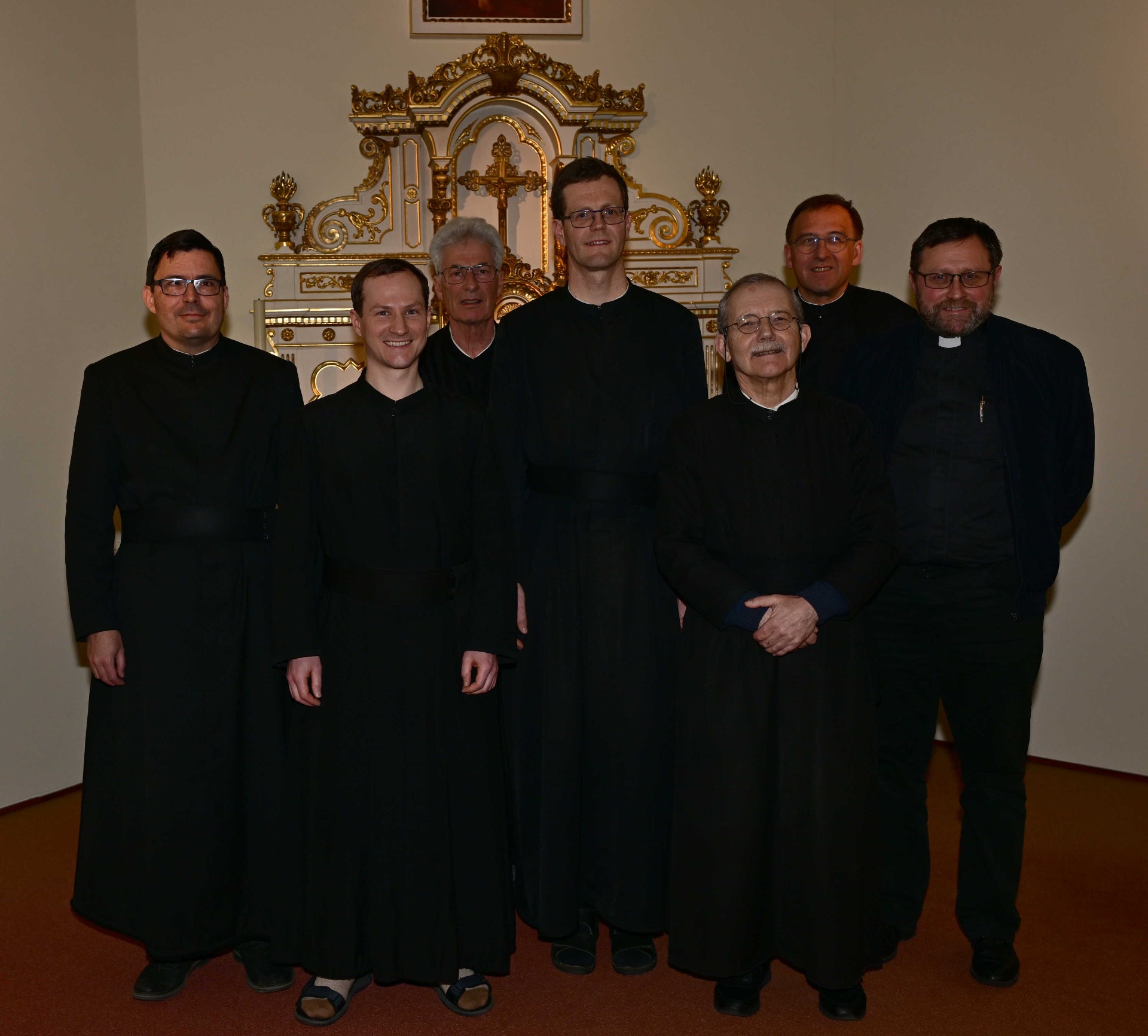 Nuovo Consiglio Generale dei Calasantini (da sinistra) : Padre Matthias, Padre David, Padre Christian, Padre Martin, Padre Gottfried, Padre Achim, Padre Markus